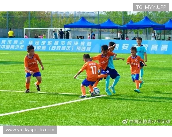 足球俱乐部在青训中完善未成年人保护体系并设立监督岗位，青少年足球俱乐部简介